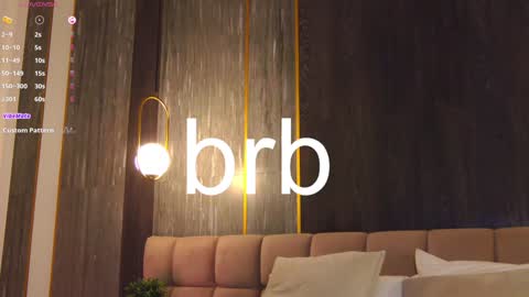 Snapshot of loraineluff chatting on 02.03.25 Loraine online show from 02.03.25