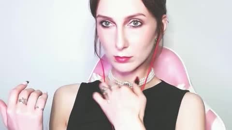 Lora  online show from 04.01.26