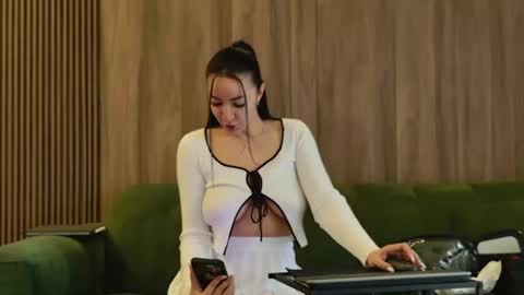 Miss online show from 03.02.25