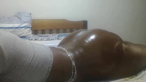 Snapshot of loreencutie chatting on 09.22.25 loreen online show from 09.22.25