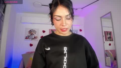 LORELI online show from 02.22.26