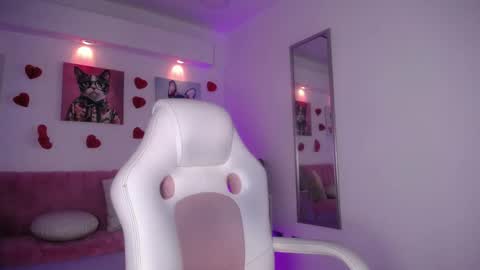 LORELI online show from 02.25.26