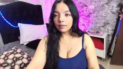 Snapshot of loren_44tits chatting on 03.22.26 Loren online show from 03.22.26