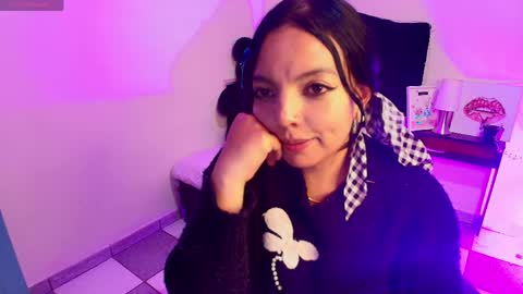 Snapshot of loren_44tits chatting on 05.03.26 Loren online show from 05.03.26