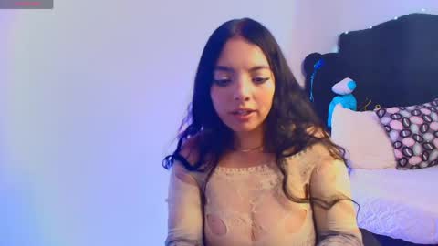 Snapshot of loren_44tits chatting on 05.29.26 Loren online show from 05.29.26