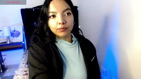 Snapshot of loren_44tits chatting on 08.02.26 Loren online show from 08.02.26