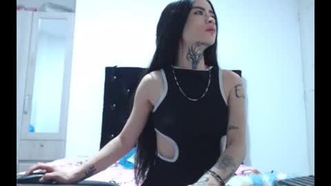 lorena  allison online show from 12.19.25