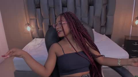 Snapshot of lorena_vieira_ chatting on 03.02.25 Lorena Vieira online show from 03.02.25