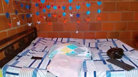 Snapshot of lorenacapelli chatting on 10.29.25 Lorena Capelli online show from 10.29.25