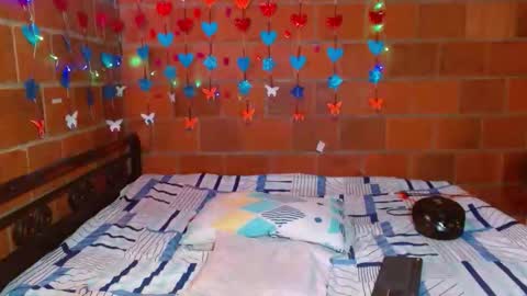 Snapshot of lorenacapelli chatting on 11.02.25 Lorena Capelli online show from 11.02.25