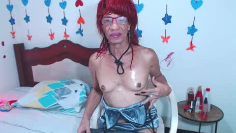 Lorena Capelli online show from 05.03.26