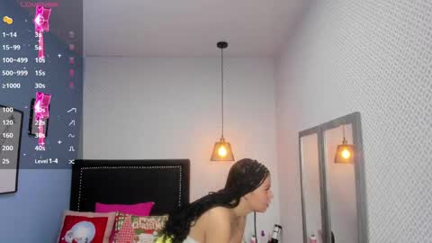 Snapshot of lorenadavies chatting on 12.24.24 lorenadavies online show from 12.24.24