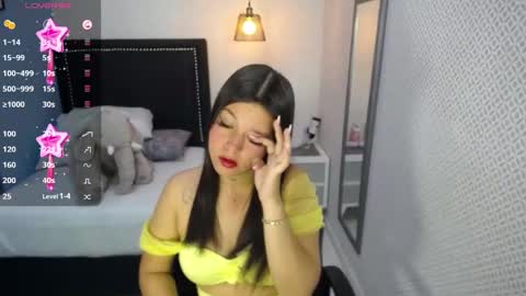 Snapshot of lorenadavies chatting on 03.04.25 lorenadavies online show from 03.04.25