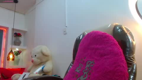 lore online show from 02.25.25