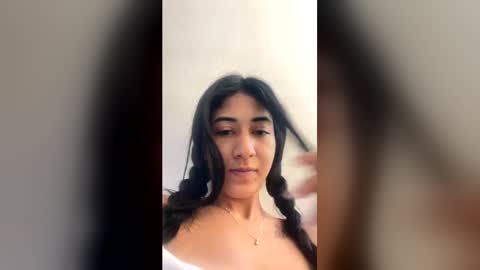 Snapshot of lorenita_gat chatting on 05.30.26 lorenita_gat online show from 05.30.26