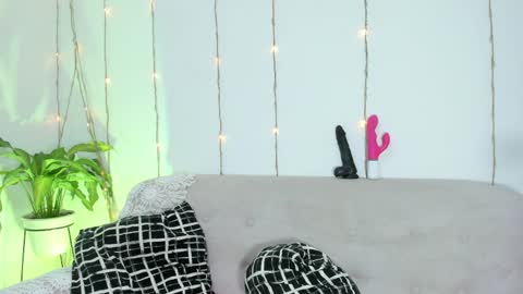 L O R E N online show from 04.06.26