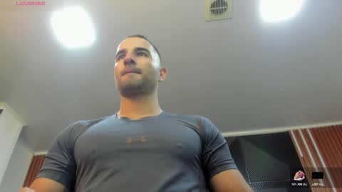  L O R E N Z O  Thumbs Up help  online show from 10.31.25