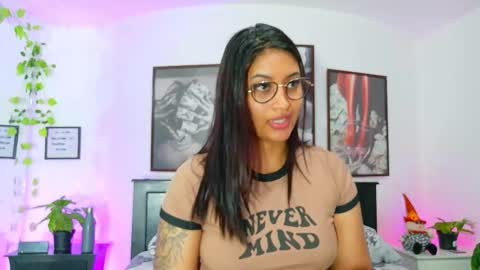 loretahorny online show from 02.26.26