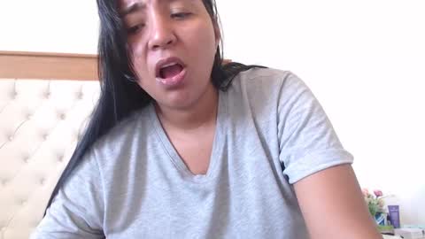 Snapshot of loretta_ chatting on 12.05.24 Loretta Gmez online show from 12.05.24