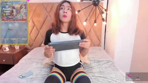 Snapshot of lorettmatthew chatting on 05.17.26 LorettMatthew online show from 05.17.26