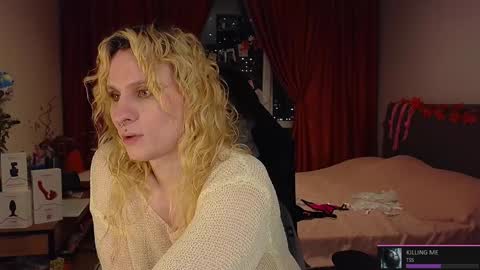 Snapshot of lori_myaf chatting on 12.20.24 Lori ----------------------------------- online show from 12.20.24