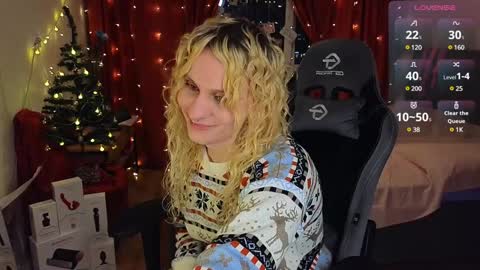 Snapshot of lori_myaf chatting on 12.27.24 Lori ----------------------------------- online show from 12.27.24