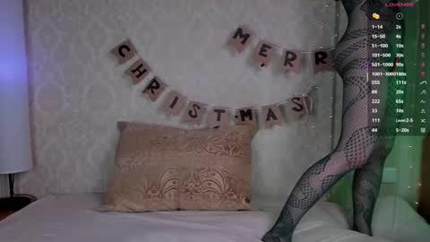 Lorna online show from 12.20.25