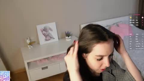 Dia 700-1630Rose 1900-430UTC1 online show from 09.23.25