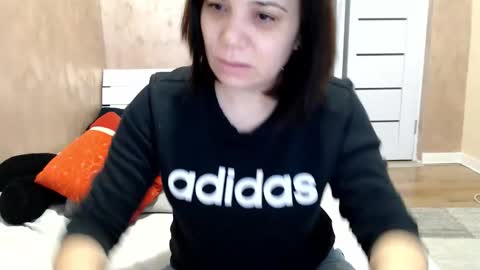 Snapshot of lorragrey chatting on 02.06.26 LorraGrey online show from 02.06.26