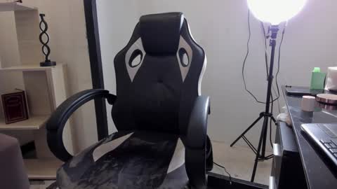 Lorraine online show from 02.23.26