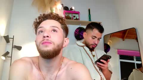 Snapshot of los_juanes chatting on 03.09.26 JUAN JUAN online show from 03.09.26