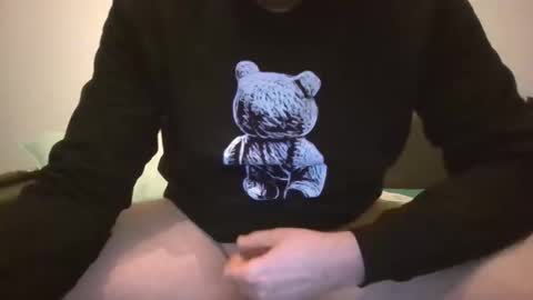 Snapshot of losertobiass chatting on 11.07.25 losertobiass online show from 11.07.25