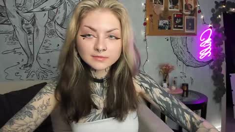 lostallice online show from 12.15.24