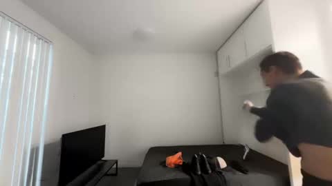 lostpuppyboy online show from 09.23.25