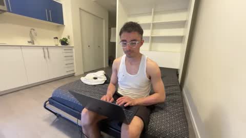 lostpuppyboy online show from 10.19.25