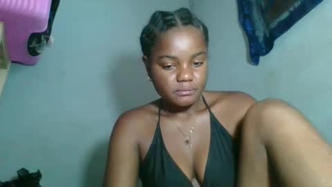 Snapshot of louane98 chatting on 02.19.26 louane98 online show from 02.19.26