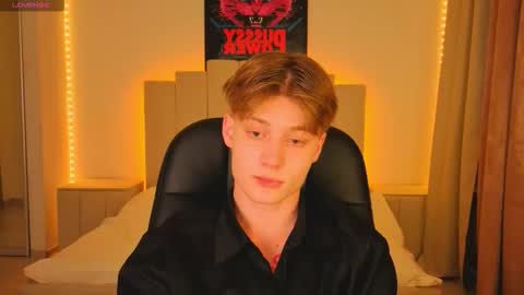 louie_evans online show from 11.18.25