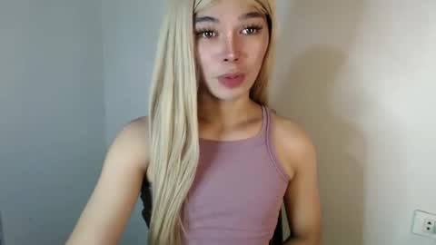 louilalicious online show from 02.28.25