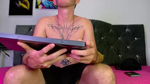 OF louis bcasta1 online show from 10.26.25