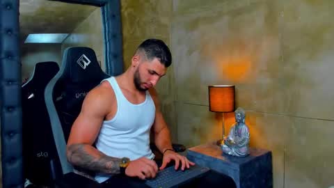 Snapshot of louis_connor chatting on 09.18.25 Louis online show from 09.18.25