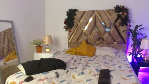 Louis Valdz online show from 12.17.24