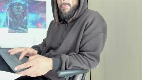 louis_marley_ online show from 01.13.26