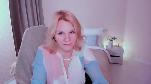 Louisa online show from 12.14.24