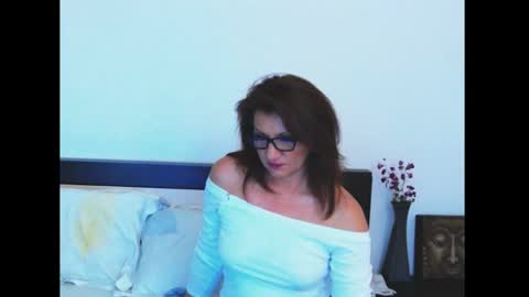 louisebella online show from 05.25.26