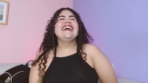 lourdes_moon22 online show from 10.14.25