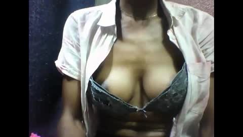 lovaelisa online show from 11.02.25