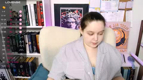 Mia  online show from 02.15.26