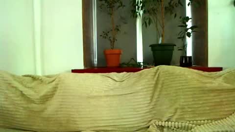 Cute face online show from 02.02.25