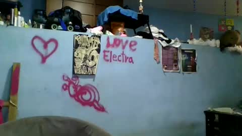 love_electra online show from 10.12.25