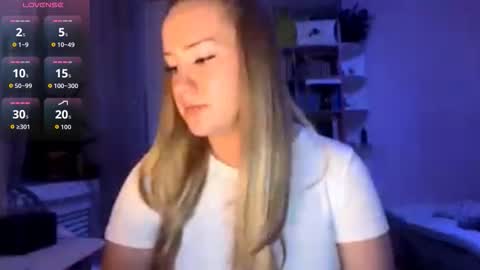 Megan online show from 10.11.25